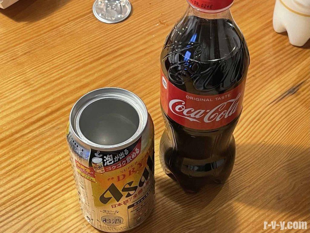 生ジョッキ缶とコーラ
